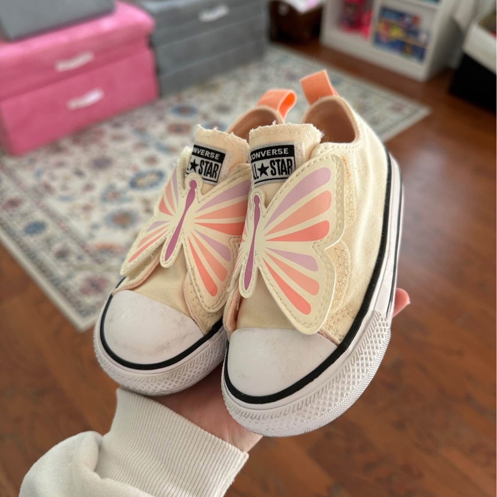 Size 7 Toddler Girls Butterfly Converse